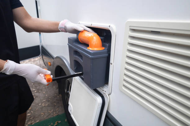 Portable Toilet Options We Offer in Huron, CA